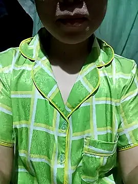 Snapshot of Tary_toot chatting on 10.01.25 Tary toot online show from 10.01.25