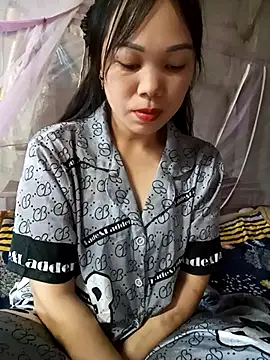 Snapshot of Tary_toot chatting on 10.18.25 Tary toot online show from 10.18.25