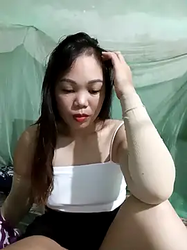 Snapshot of Tary_toot chatting on 10.20.25 Tary toot online show from 10.20.25