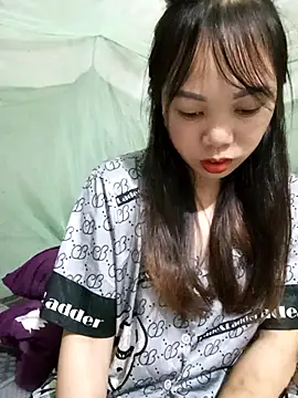 Snapshot of Tary_toot chatting on 10.21.25 Tary toot online show from 10.21.25