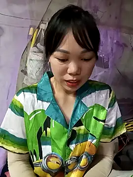 Snapshot of Tary_toot chatting on 10.23.25 Tary toot online show from 10.23.25