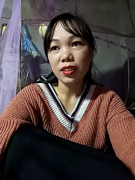 Snapshot of Tary_toot chatting on 10.25.25 Tary toot online show from 10.25.25