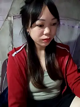 Snapshot of Tary_toot chatting on 10.28.25 Tary toot online show from 10.28.25