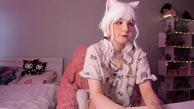 lil purr  online show from 09.18.25
