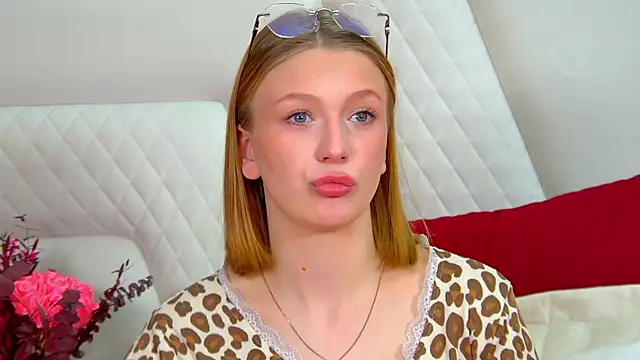 BeatriceBinoche online show from 04.11.26