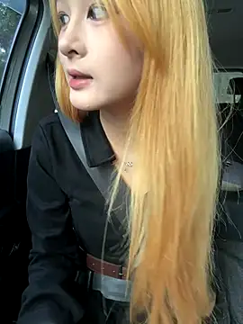 yuki june online show from 10.22.25