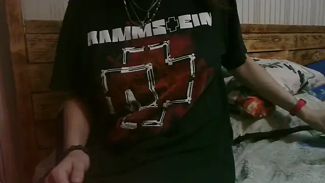 Snapshot of EthelsLover chatting on 10.15.25 EthelsLover online show from 10.15.25