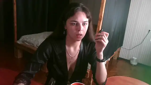 Snapshot of EthelsLover chatting on 05.07.26 EthelsLover online show from 05.07.26