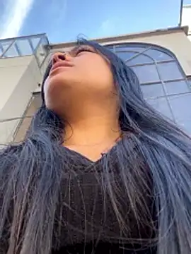 Karla 1-2 online show from 10.14.25