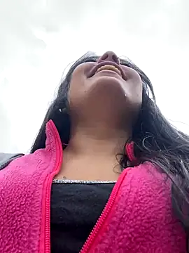 Karla 1-2 online show from 10.24.25