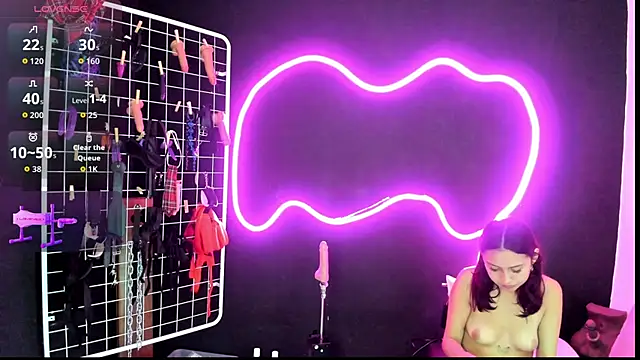 Snapshot of Mistress_Megan_BDSM chatting on 10.27.25 Mistress Megan BDSM online show from 10.27.25