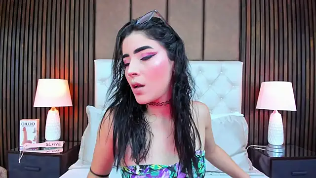 Snapshot of SamyySwet chatting on 10.15.25 SamyySwet online show from 10.15.25