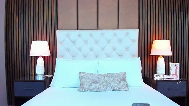 Snapshot of SamyySwet chatting on 10.20.25 SamyySwet online show from 10.20.25