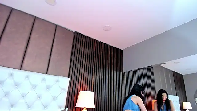 Snapshot of SamyySwet chatting on 11.11.25 SamyySwet online show from 11.11.25