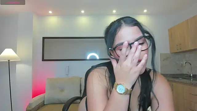 Snapshot of Mila_blaze chatting on 10.17.25 Mila blaze online show from 10.17.25