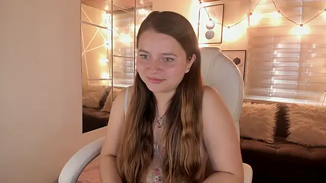 Snapshot of sophiee09_ chatting on 11.07.25 sophiee09 online show from 11.07.25