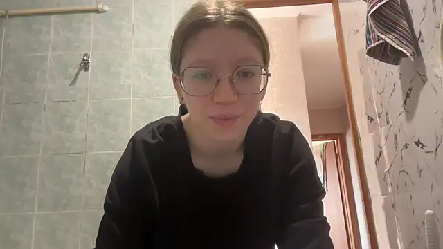 MargarettNewbie online show from 09.20.25