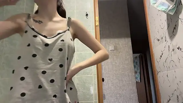 MargarettNewbie online show from 10.10.25