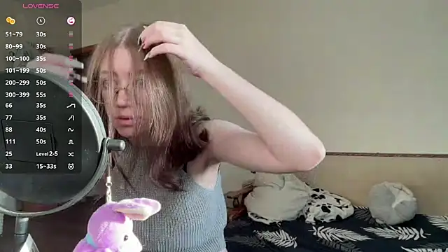 MargarettNewbie online show from 10.18.25