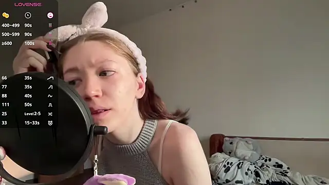 MargarettNewbie online show from 10.22.25