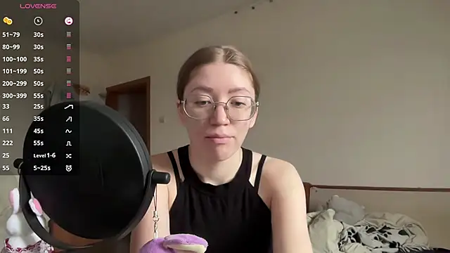 MargarettNewbie online show from 10.24.25