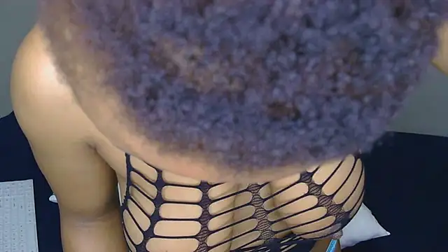 Serafynn online show from 10.19.25