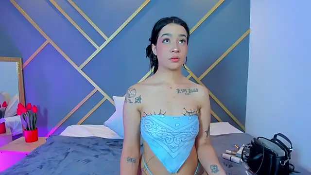 Emma Johanson online show from 09.18.25