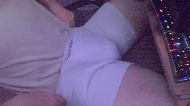 xderox318 online show from 11.19.25