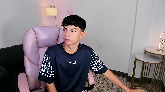 Peter chase online show from 12.21.25