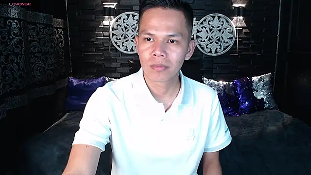adrian boy2 online show from 09.18.25