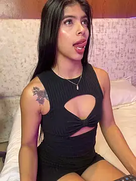 Ambersfoxx online show from 11.04.25