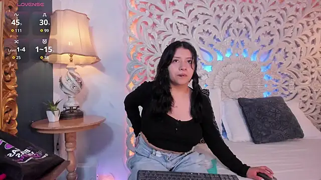 Snapshot of Sam_collinss_ chatting on 11.10.25 Sam collinss online show from 11.10.25