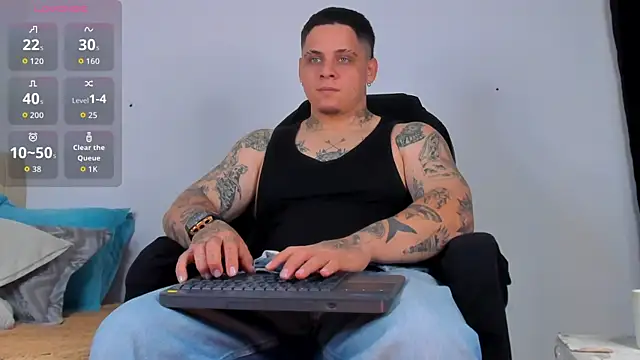 denis munera online show from 09.29.25