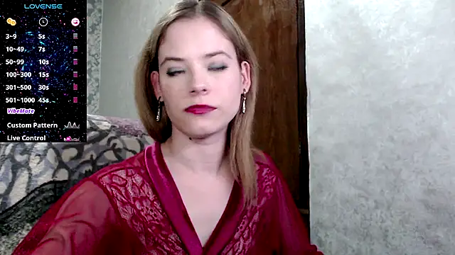 Kate  Loves online show from 11.02.25