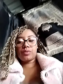 Snapshot of Ebony-Goddess19 chatting on 10.02.25 Ebony-Goddess19 online show from 10.02.25