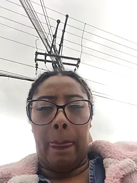 Snapshot of Ebony-Goddess19 chatting on 10.06.25 Ebony-Goddess19 online show from 10.06.25