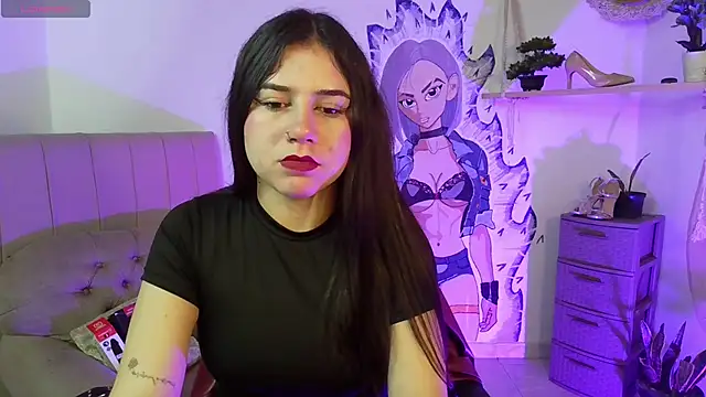 Snapshot of ilayra_smith chatting on 10.20.25 ilayra smith online show from 10.20.25