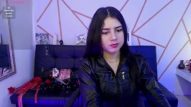 Snapshot of ilayra_smith chatting on 11.10.25 ilayra smith online show from 11.10.25