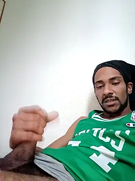 Mikaaa97 online show from 12.23.25