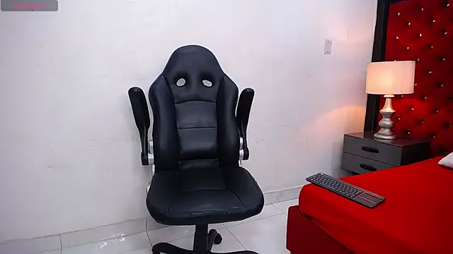 SkylerBigxxx online show from 09.26.25