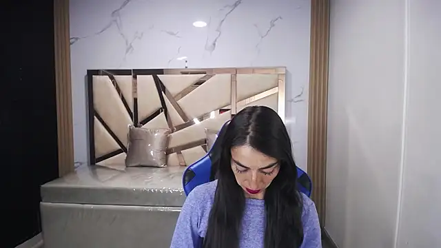 Maily a  online show from 10.29.25