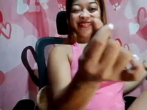 Snapshot of AsianKelly69 chatting on 07.18.26 AsianKelly69 online show from 07.18.26