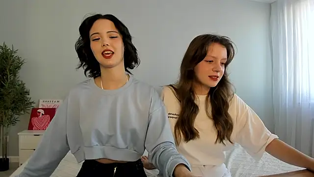 red mok online show from 10.08.25