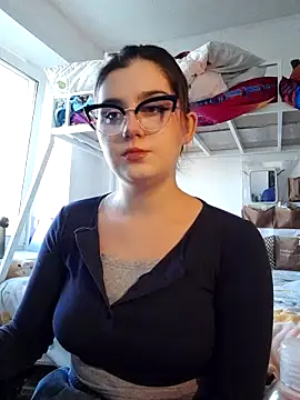 Luna Moody online show from 09.26.25