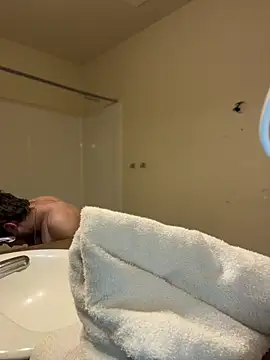 Snapshot of Matthew23Z chatting on 10.13.25 Matthew23Z online show from 10.13.25