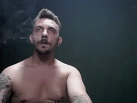 Snapshot of guesswhatbitch chatting on 09.29.25 guesswhatbitch online show from 09.29.25