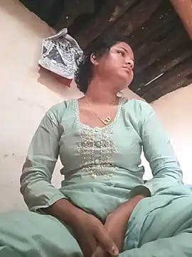 Hot Shredha online show from 10.31.25