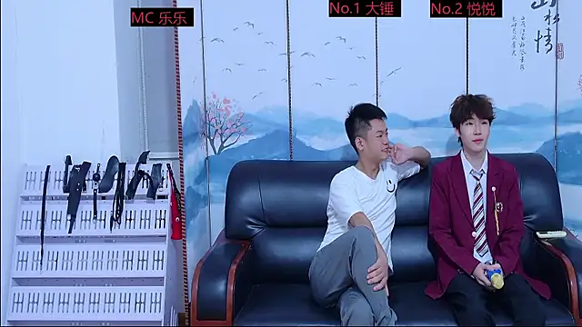 Slutty-Boy-888 online show from 09.19.25