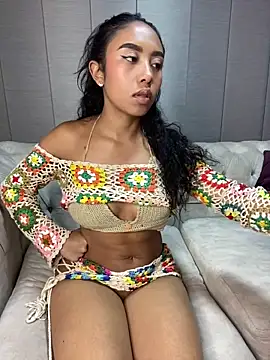 Tatiana 18pink online show from 10.11.25