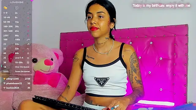 Snapshot of dahiiangomezz chatting on 06.20.26 dahiiangomezz online show from 06.20.26